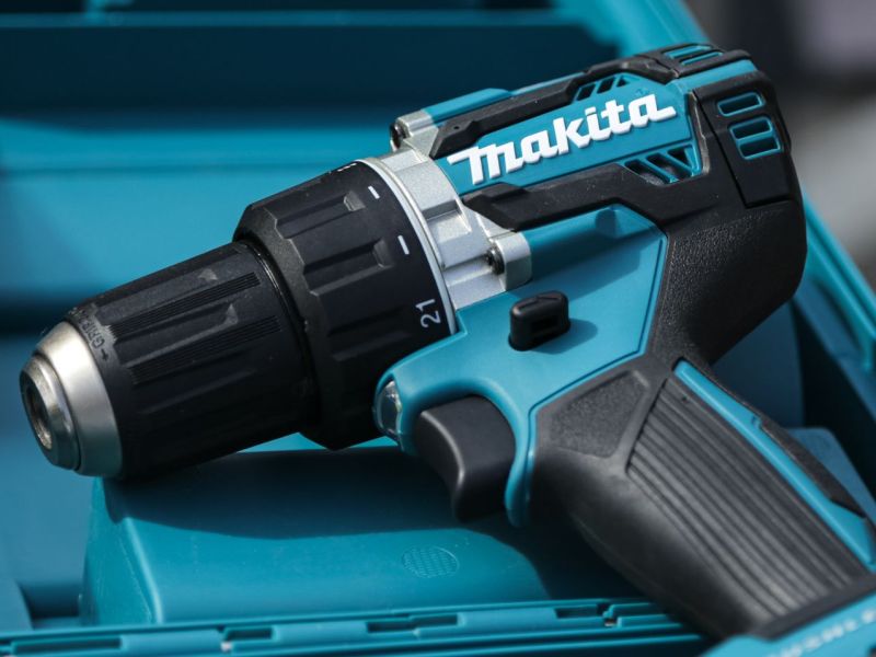 Makita-Akkuschrauber in einer Transportbox. (Symbolbild)